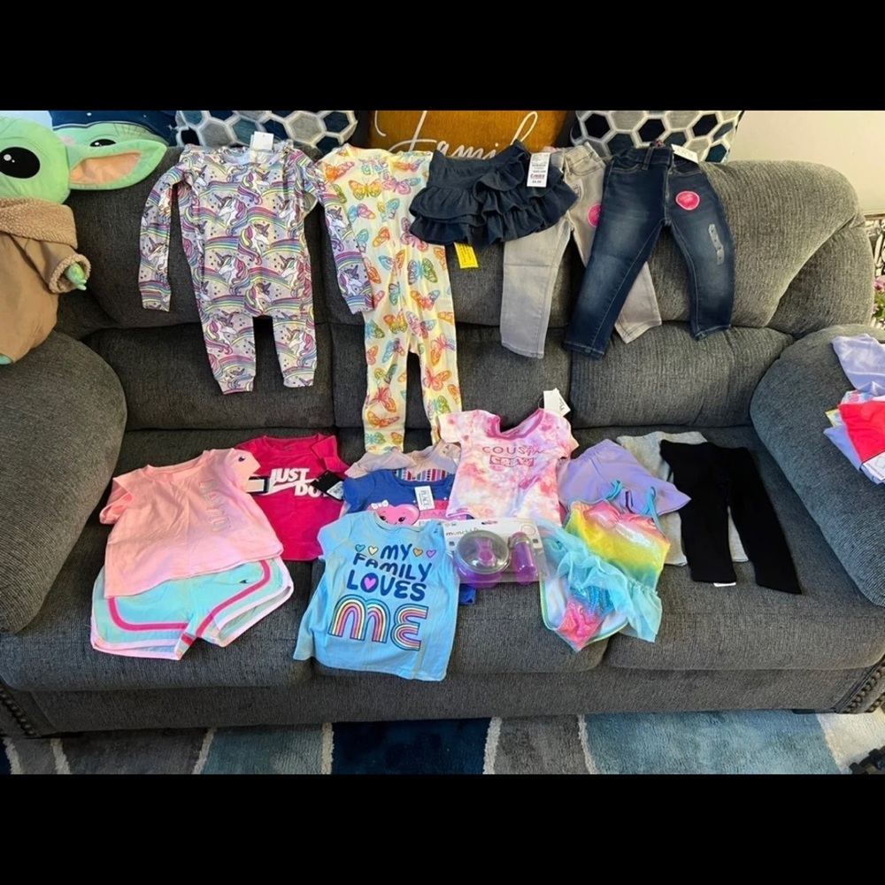 Size 2T baby cloths bundle all with tags